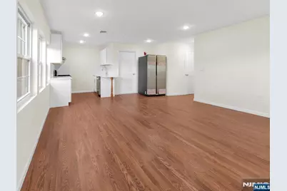 1142 Clinton Avenue 2 #2, Irvington, NJ 07111 - Photo 4