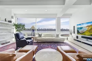 9 Somerset Ln 203-204, Edgewater, NJ 07020 - Photo 2