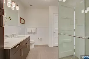 9 Somerset Ln 203-204, Edgewater, NJ 07020 - Photo 20