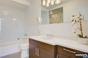 9 Somerset Ln 203-204, Edgewater, NJ 07020 - Photo 24