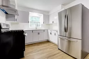 4-21 Saddle River Road 2, Fair Lawn, NJ 07410 - Photo 2