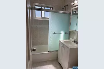 1481 Terrace 5 #5, Teaneck Township, NJ 07666 - Photo 6