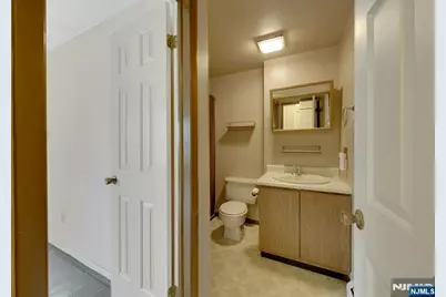 150 Maple Avenue, Woodland Park, NJ 07424 - Photo 16