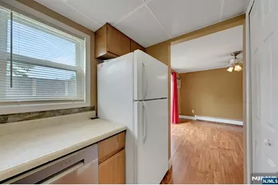 150 Maple Avenue, Woodland Park, NJ 07424 - Photo 30