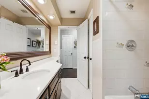 31 Truman Blvd, Oakland, NJ 07436 - Photo 20