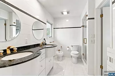 65 Hickory Street, Englewood Cliffs, NJ 07632 - Photo 22