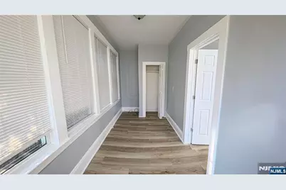 309-311 Goldsmith Avenue 1 #1, Newark, NJ 07112 - Photo 4