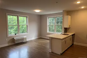 40 Park Ave 208, Park Ridge, NJ 07656 - Photo 4
