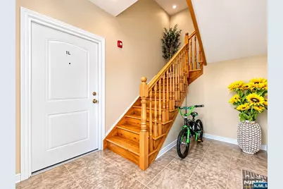118 Devon 1L #1L, Kearny, NJ 07032 - Photo 2