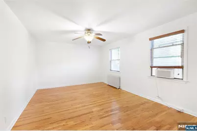 349 Bloomfield Avenue 33 #33, Verona, NJ 07044 - Photo 10