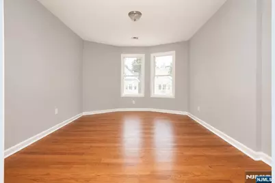 143 Pearsall Avenue, Jersey City, NJ 07305 - Photo 16