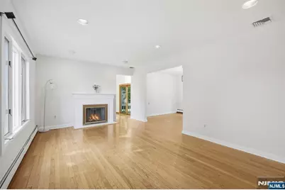 557 Monroe Court, River Edge, NJ 07661 - Photo 2