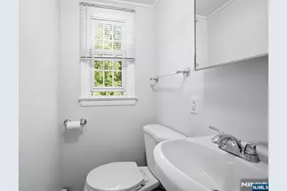 557 Monroe Court, River Edge, NJ 07661 - Photo 8