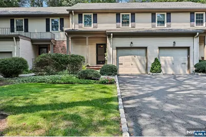 4 Allison Court, Allendale, NJ 07401 - Photo 1