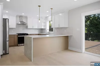 183 Jefferson Avenue, Emerson, NJ 07630 - Photo 4