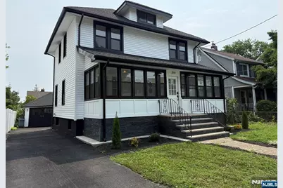 319 Crestview Place, Teaneck Township, NJ 07666 - Photo 2