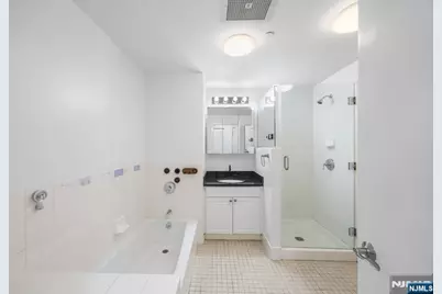 600 Harbor Boulevard 955 #955, Weehawken, NJ 07086 - Photo 14
