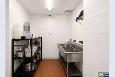 261 Union Avenue, Paterson, NJ 07502 - Photo 12