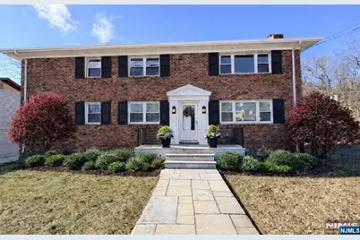 61 Star Lake Road 2 #2, Bloomingdale, NJ 07403 - Photo 1