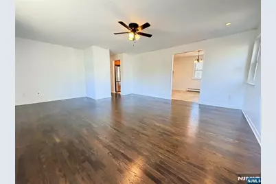 61 Star Lake Road 2 #2, Bloomingdale, NJ 07403 - Photo 4