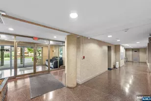 1575 Center Ave 1F, Fort Lee, NJ 07024 - Photo 16