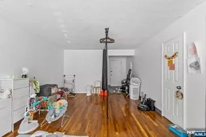 1575 Center Avenue 1F #1F, Fort Lee, NJ 07024 - Photo 6