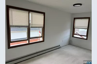 364 Chestnut Avenue 2 #2, South Hackensack Township, NJ 07606 - Photo 12