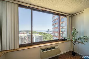 100 Old Palisade Road 3415, Fort Lee, NJ 07024 - Photo 12