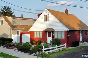 729 7th St, Carlstadt, NJ 07072 - Photo 1
