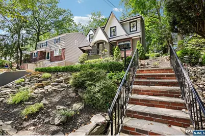 1310 Princeton Road, Teaneck Township, NJ 07666 - Photo 4
