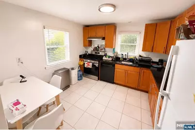 405 8th Street 1L #1L, Carlstadt, NJ 07072 - Photo 4