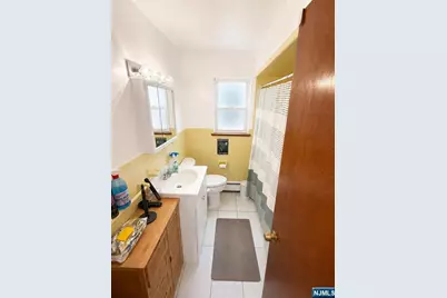 405 8th Street 1L #1L, Carlstadt, NJ 07072 - Photo 8