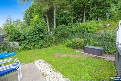 13 15 East Street, Wanaque, NJ 07465 - Photo 28