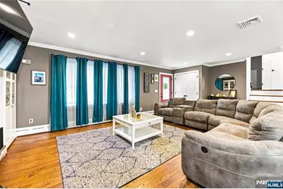 13 15 East Street, Wanaque, NJ 07465 - Photo 14