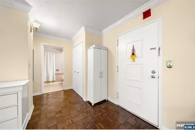 326 Prospect Avenue 8J #8J, Hackensack, NJ 07601 - Photo 12