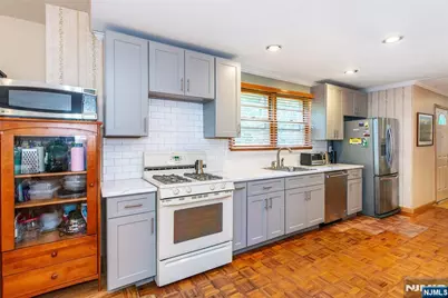 9 Morse Avenue, Butler, NJ 07405 - Photo 6