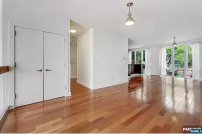 22 Vela Way, Edgewater, NJ 07020 - Photo 10