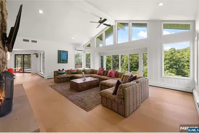90 Phillips Road, Branchville, NJ 07826 - Photo 8