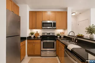 24 Ave At Port Imperial 232, West New York, NJ 07093 - Photo 6