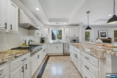 40 Scott Terrace, Clifton, NJ 07013 - Photo 14