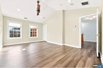 2-26 Grunauer Place, Fair Lawn, NJ 07410 - Photo 20