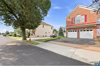 2-26 Grunauer Place, Fair Lawn, NJ 07410 - Photo 2