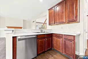 2-26 Grunauer Pl, Fair Lawn, NJ 07410 - Photo 16