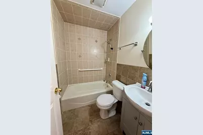 65 Linden Street 2 #2, Lodi, NJ 07644 - Photo 8