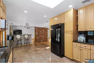 228 Dorothy Drive, North Haledon, NJ 07508 - Photo 10