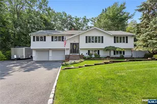 228 Dorothy Dr, North Haledon, NJ 07508 - Photo 1