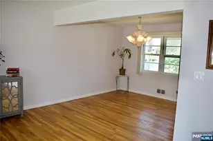 477 Chestnut Ave, South Hackensack Township, NJ 07606 - Photo 6
