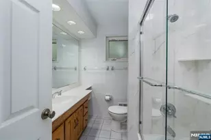 23 Cabot Ln, Kinnelon, NJ 07405 - Photo 18