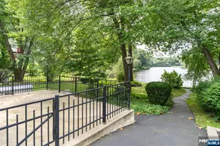 23 Cabot Ln, Kinnelon, NJ 07405 - Photo 32