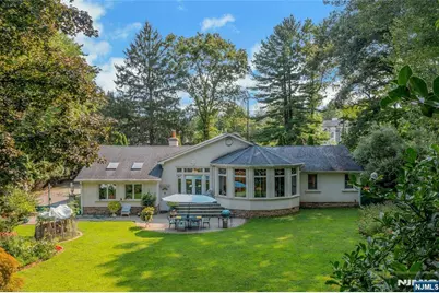 45 Pleasant Avenue, Upper Saddle River, NJ 07458 - Photo 48